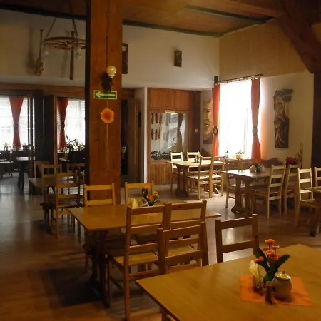 Dom Turysty Pod Wiezyca Hostal